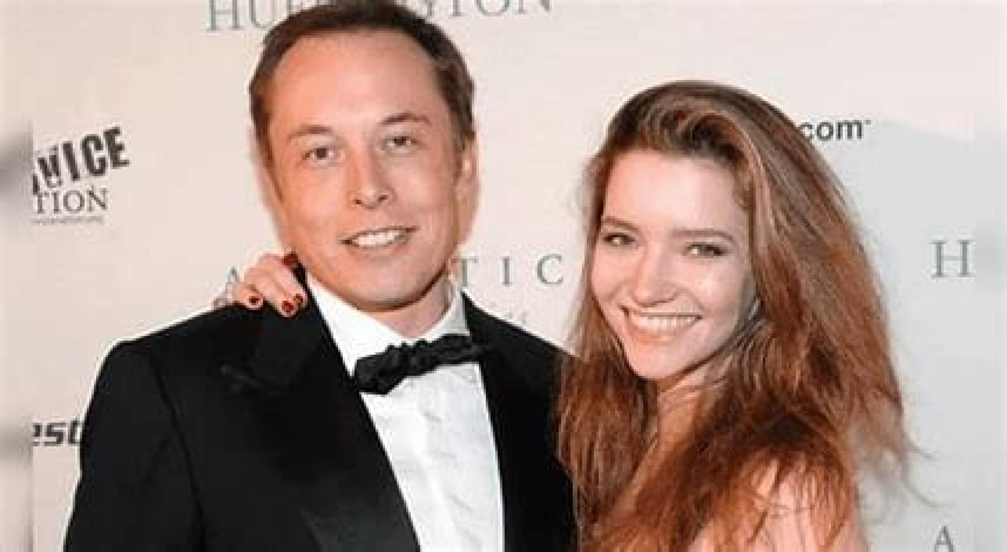 ¡VIVIAN JENNA WILSON, HIJA TRANS DE ELON MUSK, ANUNCIA SU EXILIO TRAS VICTORIA  DE DONALD TRUMP!