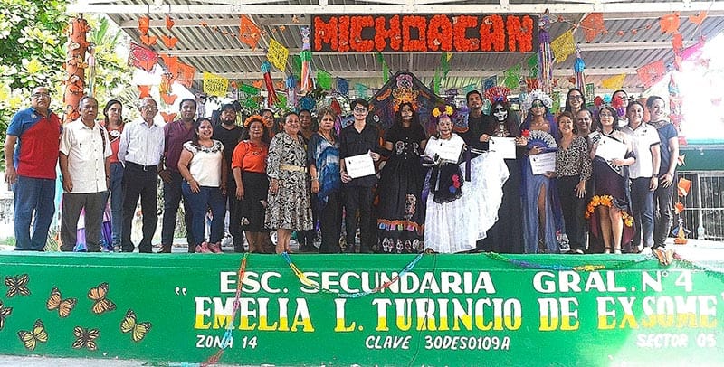 ACTIVIDADES EN SECUNDARIA “EMELIA L. TURINCIO DE EXSOME”