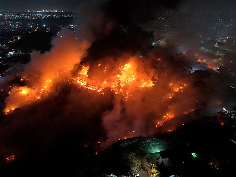 ¡ACTIVAN PLAN DN-III-E POR INCENDIO! - EN LOMAS DEL ÁNGEL