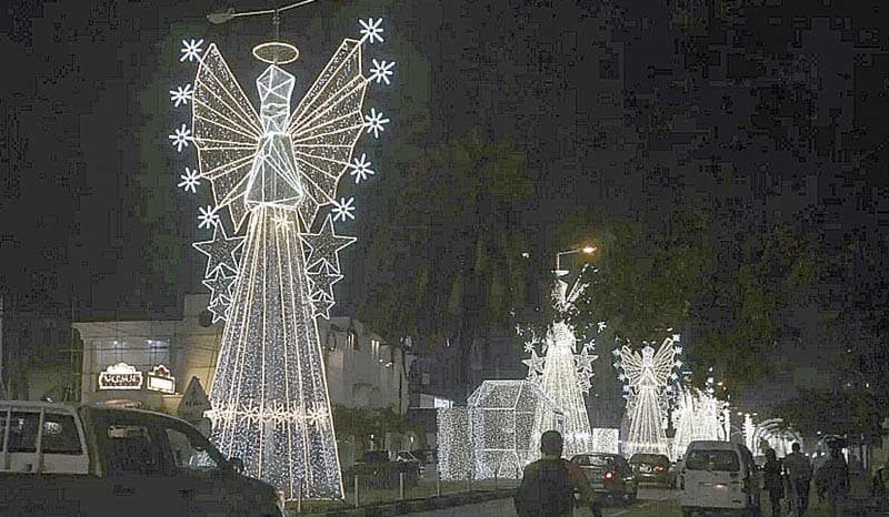 ¡ESTAMPIDAS EN NIGERIA DEJAN A 32 MUERTOS CUANDO REPARTÍAN ALIMENTOS NAVIDEÑOS!