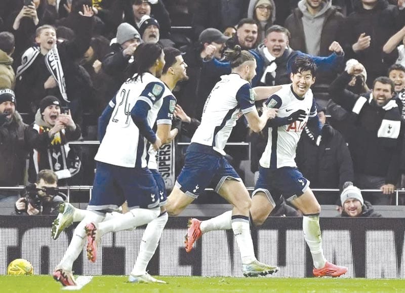 ¡ELIMINA TOTTENHAM AL MANUNITED EN LA COPA DE LA LIGA PREMIER!