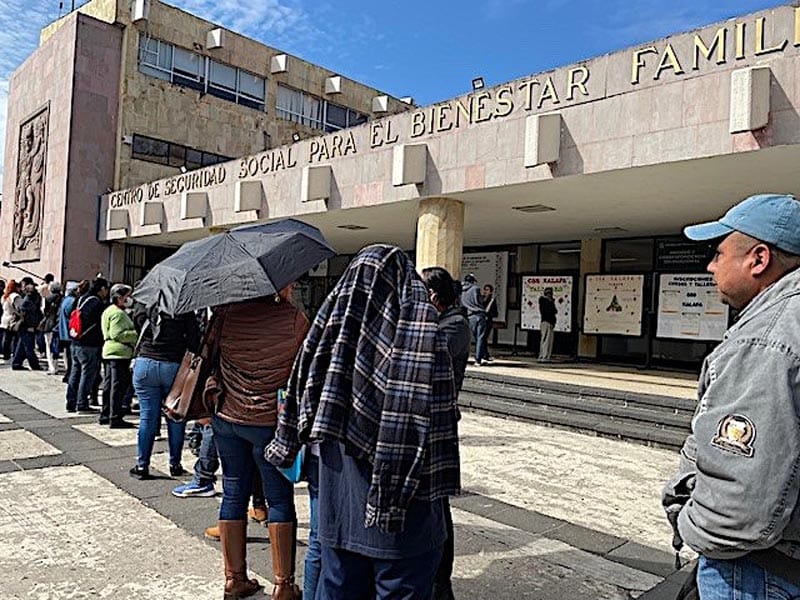 ¡DESABASTO DE MEDICINAS!