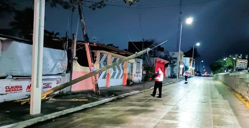 ¡CAFRE DEJA SIN INTERNET Y LUZ A COLONIA DE BOCA DEL RÍO!