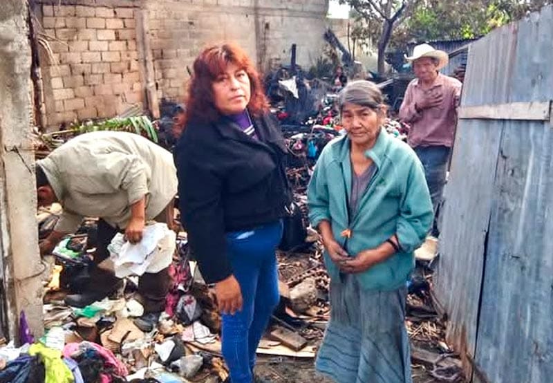 ¡SACERDOTE PIDE APOYO PARA FAMILIAS AFECTADAS POR INCENDIO!