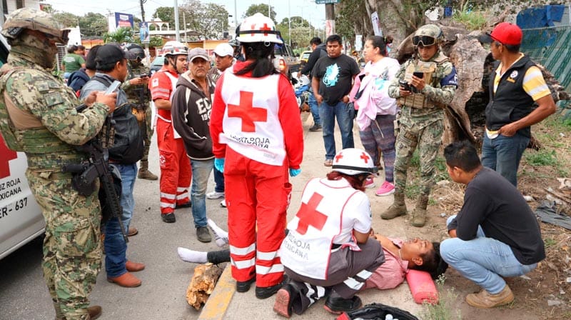 ¡SE DESATA LA FURIA! - HUYE TRAS ATROPELLAR A YEGUA Y JINETE *VALENTE DÍAZ