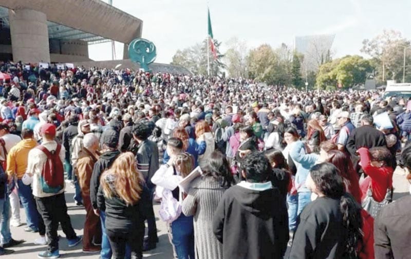 ¡JUBILA CDMX A 5 MIL Y HEREDAN SU PLAZA!