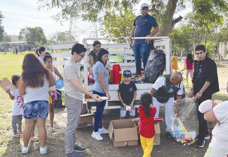 ¡LLEVAN ALEGRÍA LOS DEL CDV A NIÑOS DE LA RESERVA!