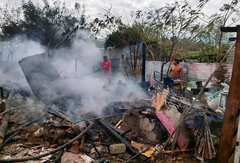 ¡SUPUESTO EX MILITAR CASI INCENDIA SU VIVIENDA!