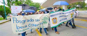 ¡QUIEREN BECAS! -* “Sin Becarios No Hay Investigación”  * Los Maestros los Apoyan; No le Creen al Rector