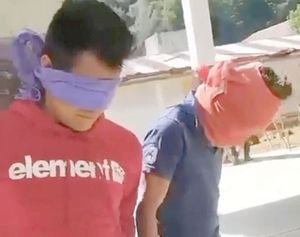 ¡Pobladores plagian y amarran a hijos de alcaldesa!