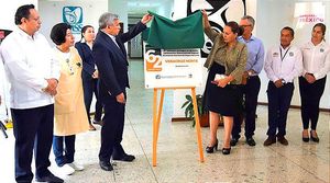 ¡CONMEMORÓ IMSS VERACRUZ NORTE SU 62 ANIVERSARIO CON DEVELACIÓN DE PLACA!