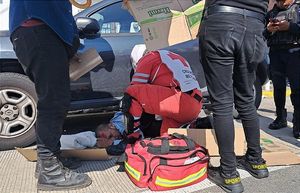 ¡“JINETE DE ACERO” LLEGA VOLANDO A LA CRUZ ROJA!