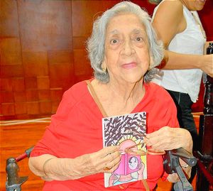 PRESENTAN LIBRO DE URSULITA RAMOS “PINCELADAS. MEMORIAS DE UNA MAESTRA”