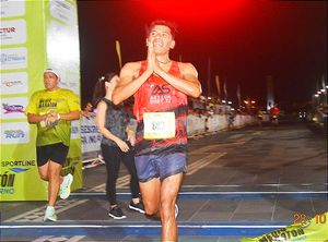 ¡GRAN FIESTA LA VIII MEDIO MARATÓN NOCTURNA 2023! -Con salida y meta en la Macroplaza del malecón