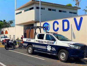 ¡DENUNCIAN A TRABAJADOR DEL CDV POR PEDERASTIA Y VIOLENCIA FAMILIAR! -Su expareja ya no soportó mas humillaciones e insultos