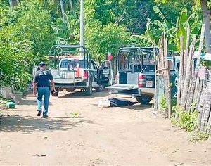 ¡MASACRAN A 13 POLICÍAS EN COYUCA DE BENÍTEZ! -Al menos cinco fueron asesinados con el ‘tiro de gracia’ ya habían sido sometidos y amarrados de las manos