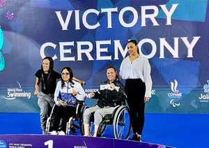 ¡PLATA DE NAOMI Y BRONCE DE NELY! -En la Serie Mundial