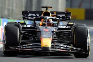 MAX DOMINA! Checo finaliza tercero en P3 del GP de México