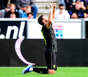 ¡CUMPLE CASTIGO Y JUGARÁ SU PRIMER PARTIDO EN CHAMPIONS LEAGUE! -Santiago Giménez