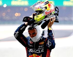 VERSTAPPEN DOMINÓ DE PRINCIPIO A FIN!