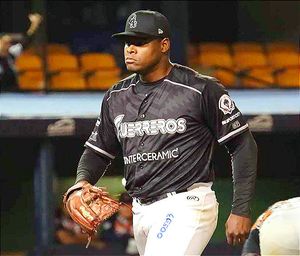 ¡ELVIN LIRIANO ES NUEVO PITCHER DEL ÁGUILA! -Para la temporada 2024