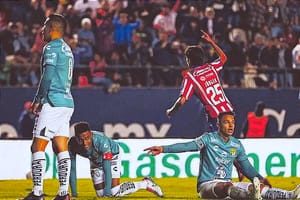 TENEMOS AL SÉPTIMO PASAJERO... ¡SAN LUIS A LA LIGUILLA! -*Vencen al León 3-2 y enfrentarán al Monterrey