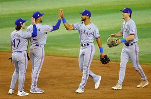 ¡RANGERS ACARICIAN LA GLORIA EN SERIE MUNDIAL! -Se ponen 3-1 ante Arizona