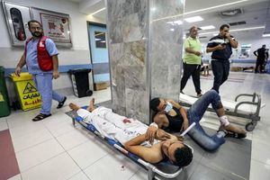 COMBATE ISRAELÍ DEJA 27 MUERTOS! Cerca de escuela de la ONU