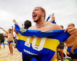 ¡ESTALLA LA VIOLENCIA PREVIO A LA FINAL DE LA COPA LIBERTADORES! -Mañana Sábado Boca Jr frente al Fluminense en el Maracaná