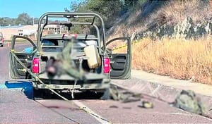 ¡SICARIOS EMBOSCAN A MILITARES! -Y Matan a 3 *Usaron Blindados en el Ataque