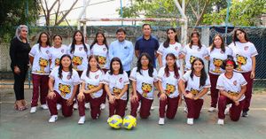 VAN POR EL CAMPEONATO! El CETIS 15 Con la Selección Femenil de Fútbol