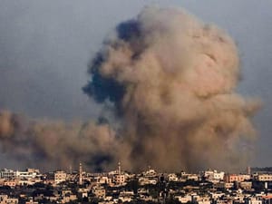 ¡ATACAN CAMPOS DE REFUGIADOS EN GAZA!