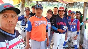 LIGA SABATINA ¡RANGERS SIGUE EN LA LUCHA, 13-3 A MEDIAS BLANCAS! *BUENA OFENSIVA DE LOS GANADORES EN LA PROGRESO