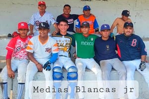 EN JUEGO DE 10 ENTRADAS ¡LOS MEDIAS BLANCAS JUNIOR SORPRENDE A ESQUINA CALIENTE!