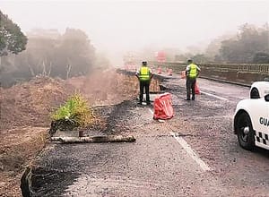 ¡APARECE TÚNEL A CHINA! *Está en la autopista Veracruz-Villahermosa *Fila de 7 kms en el tramo Nuevo Teapa-Cosoleacaque