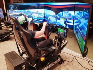 ¡PRUEBA DOLORES HERNÁNDEZ EL NEO RACING SIMULATORS!