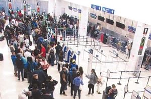 ¡YA NO CABEN EN EL AEROPUERTO! *REGRESAN MILES DE TURISTAS A SUS CIUDADES DE ORIGEN TRAS NAVIDAD Y AÑO NUEVO