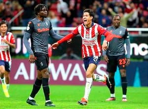 ¡CHIVAS AVANZA Y “ESPERA” AL AMÉRICA! - *Octavos de Final de la Concachampions.