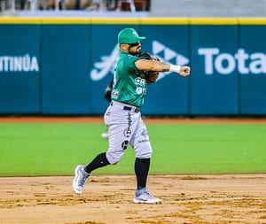 ¡LLEGA ALBERTO CARREÓN COMO REFUERZO AL ÁGUILA! - *Segunda base proveniente de Tabasco...