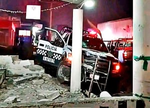 ¡CHOCAN CONTRA UN RESTAURANTE! - |CUATRO OFICIALES LESIONADOS