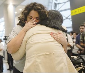 SE REÚNEN CON SUS FAMILIAS BIOLÓGICAS