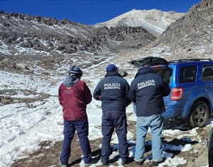 ¡BUSCAN AL GUÍA DEL PICO! - |* Muere una de los alpinistas de los 11 que ascendieron y fueron rescatados