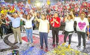 ¡XÓCHITL PIDE AL INE AUDITAR EL MITIN EN EL ZÓCALO DE CLAUDIA!