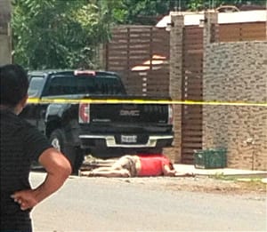 ¡DISPARARON 9 TIROS, LE DIERON CINCO! - ASESINADO FRENTE A SU CASA *TENÍA 43 AÑOS