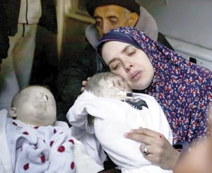 ¡ISRAEL MATA A 14 FAMILIARES DE MUJER PALESTINA, INCLUYENDO SUS BEBÉS MELLIZOS!