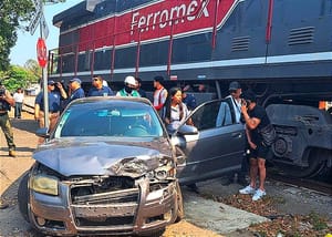 ¡POR QUERERLE GANAR EL PASO TERMINA CON CARRO CHATARRA! - LA CONDUCTORA, EL PURO SUSTO