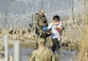 ¡PATRULLA FRONTERIZA DEBE HACERSE CARGO DE LOS MENORES MIGRANTES! - DICTA JUEZ DE EU