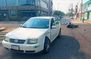 ¡TRANCAZO CONTRA EL COCHE! - *EN EL REFORMA