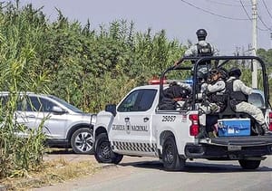 ¡LANZA DOS GRANADAS A LA GUARDIA NACIONAL! - *TIENE 18 AÑOS *CELAYA