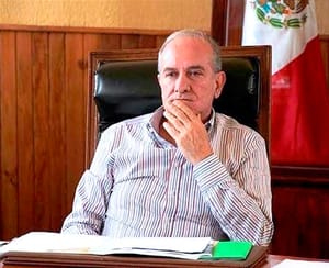 ¡SE  “PONCHA” EL ALCALDE DE ORIZABA! - *“Atendiendo Desde Mi Teléfono Pero Físicamente No”